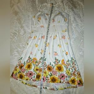 Sunflower print dress size Large